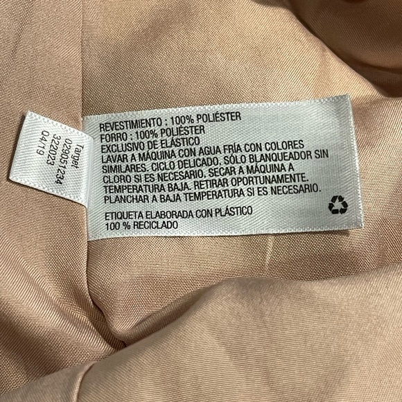 - Maternity Isabel floral maxi dress v-neck angel sleeves size xl NWOT🌸 - Picture 7 of 8